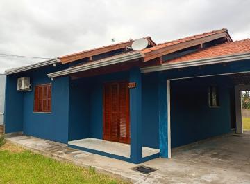 Casa · 396m² · 2 Quartos · 2 Vagas · 
                                Casa com muito pátio !! 
                            