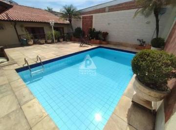 Casa · 250m² · 4 Quartos · 2 Vagas · Casa Espetacular na Taquara