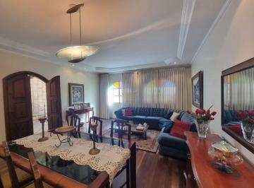 Casa de 3 quartos, Guará · CASA 3 QTOS 300M² – GUARÁ II QE 36 – 4 VAGAS E DCE – JARDIM