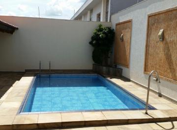 93629cd52c47c8b7d460d625c56f813a8e0f9c15 · Casa com 5 dormitórios à venda, 352 m² por R$ 1.000.000,00 - Santa Mônica - Uberlândia/MG