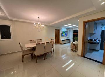282e1ef099253d22a217d0cb204f25dd06d69428 · Apartamento com 3 dormitórios à venda, 116 m² por R$ 1.000.000,00 - Jardim Finotti - Uberlândia/MG