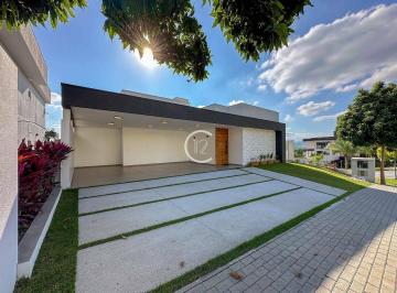 54a442004cadda15ae2bc4b983b1639f67c29814 · Casa térrea completa, com 3 suítes, marcenaria planejada e ar-condicionado à venda, 263 m² por R$ 2.