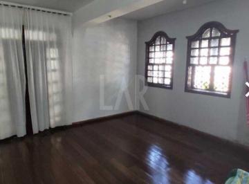 Casa · 350m² · 8 Quartos · 4 Vagas · Casa à venda, 8 quartos, 3 suítes, 4 vagas, Sagrada Família - Belo Horizonte/MG