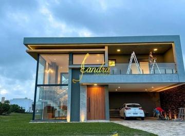 Casa · 390m² · 4 Quartos · 2 Vagas · Sobrado Costa Serena,  a beira do lago, condomínio beira mar com 04 suites  mobiliado