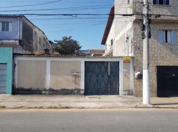 Casa de 3 quartos, Ferraz de Vasconcelos · Casa térrea em Ferraz//Excelente terreno para comércio ou moradia