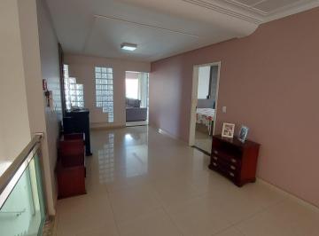 Casa de 6 quartos, Taguatinga · CASA VENDO QNA 03 - TROCO POR APTO DE MENOR VALOR, DIFERENÇA A COMBINAR!!!