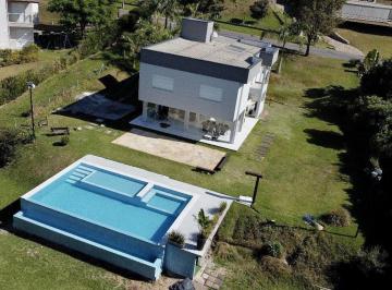 20230601154401536821.jpg · Casa em Condomínio para Venda em Bragança Paulista, Condominio Jardim Das Palmeiras, 5 dormitórios, 
