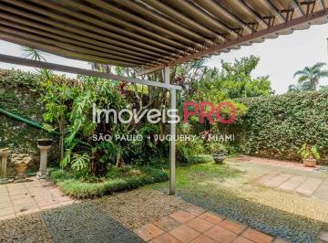 Casa · 241m² · 4 Quartos · 4 Vagas · Casa muito espaçosa no Jardim Marajoara