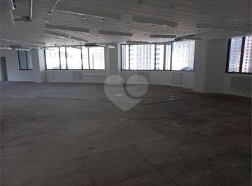 Comercial · 203m² · 6 Vagas · Salas à venda em Cidade monções - SP