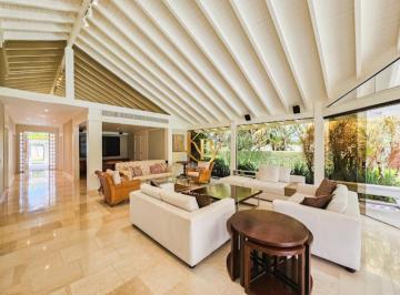 Casa · 832m² · 4 Quartos · 4 Vagas · Casa - Barra da Tijuca