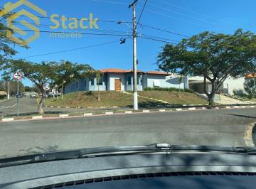 Foto 01 · Casa totalmente térrea para venda, localizada no Condomínio Residencial dos Lagos em Itupeva, em um 