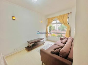 Apartamento · 74m² · 2 Quartos · Apartamento 2 dormitórios á 2 minutos do Parque da Aclimação.