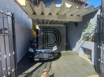 Casa · 105m² · 2 Quartos · 2 Vagas · Sobrado com 2 dormitórios, 2 vagas, edícula, rua tranquila