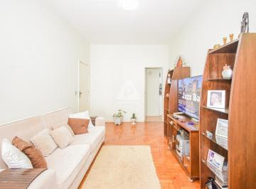 Sala · Apartamento mobiliado de 54 m² no Grajaú (RJ) — 1 quarto, financiamento aceito