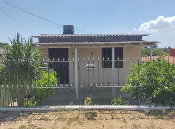 Casa · 2 Quartos · 1 Vaga · 
                                Casa
                            