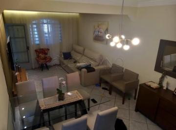 Casa · 125m² · 3 Quartos · 2 Vagas · Casa/sobrado à venda de 130m² | 03 dormitórios, sendo 01 suíte e 02 vagas de garagem | Jardim das In
