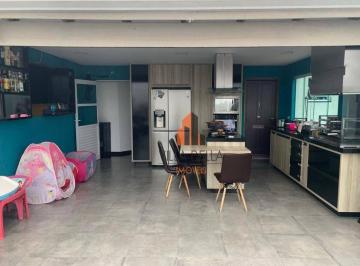 49090d17cfc05497f3028db07c68a94b1f4d1a58 · Excelente cobertura 133 m² área privativa.
