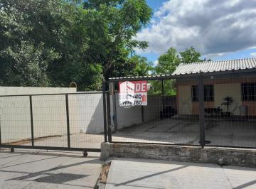 Casa · 2 Quartos · 1 Vaga · Casa à venda - em Juscelino Kubitschek