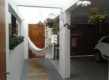 Casa · 216m² · 3 Quartos · 3 Vagas · Casa à venda - em São José