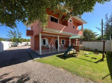 Casa · 150m² · 4 Quartos · 2 Vagas · Casa Duplex a 300m da Praia da Pinheira