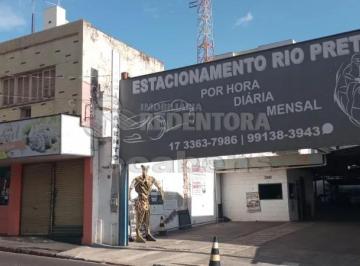 Comercial · 1008m² · Ótimo Salão comercial no Centro com apartamento no piso superior