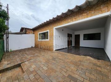 Casa · 233m² · 4 Quartos · 2 Vagas · Casa com 4 dormitórios  e 2 vagas de garagem no bairro Jardim Roseiral