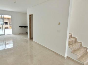 Casa · 130m² · 3 Quartos · 2 Vagas · Belíssimo Sobrado Ótimo acabamento a Venda