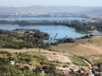 Terreno · 12800m² · Terreno de 12.800 m2, vista para lagoa e próximo ao centrinho da Praia do Rosa