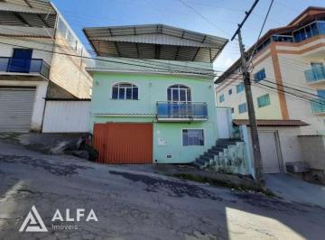 casa-com-3-quartos-a-venda-em-barbacena-santa-efigenia-1591109399.jpeg · Casa aconchegante com cozinha com armários planejados, terraço amplo coberto e uma vaga de garagem l