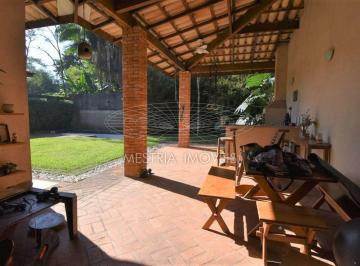 Casa · 400m² · 3 Quartos · 2 Vagas · Oportunidade para deixar do seu jeito!! Casa com deliciosa área externa e ambientes em um só piso!