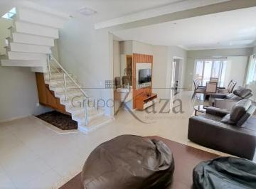 Casa · 302m² · 2 Quartos · 2 Vagas · Casa Condomínio em São José dos Campos