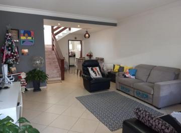 Casa · 150m² · 2 Quartos · 3 Vagas · Casa - Jardim Califórnia - Jacareí - 2 Dormitórios - 170m².