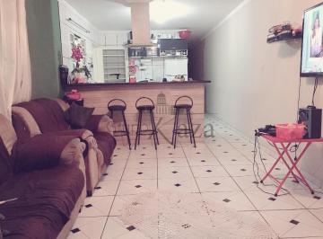 Casa · 125m² · 2 Quartos · 2 Vagas · Casa Padrão em São José dos Campos