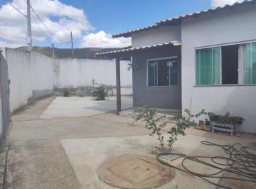Casa · 2 Quartos · 2 Vagas · Casa sozinha no lote por apenas R$ 235.000,00