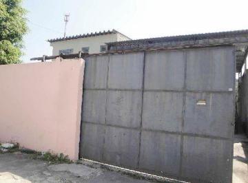 f741d25c72597e02af9bf7c83913f5f0.jpg · Galpao de 230m²