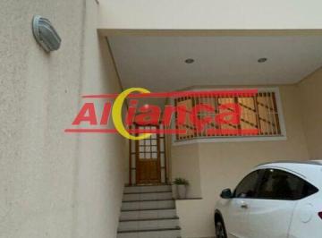 Casa · 200m² · 3 Quartos · 4 Vagas · Sobrado com 03 dormitórios sendo 03 suítes, 01 closet