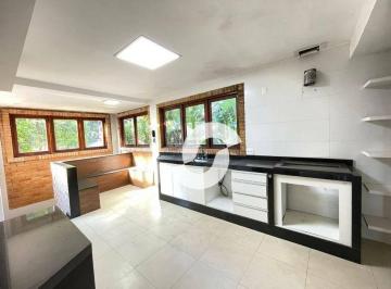 68bc7542c915a0802a82a4d1a19cc7d9178f3cdb · Casa em Itacoatiara com 4 dormitórios à venda, 410 m² por R$ 2.600.000 - Itacoatiara - Niterói/RJ