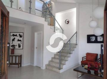 ceb16f6b80a0a5dfd0f84a87a4afe46a8c8d7636 · Casa à venda, 231 m² por R$ 630.000,00 - Piratininga - Niterói/RJ