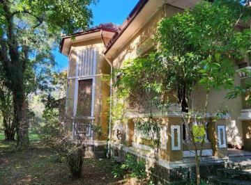 Casa · 144m² · 3 Quartos · 2 Vagas · Casa estilo enxaimel