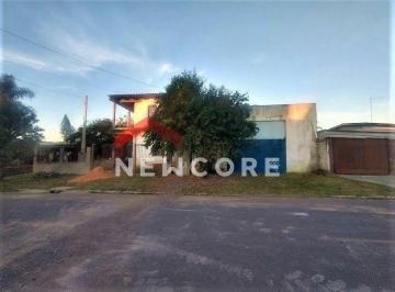 Casa · 130m² · 3 Quartos · 2 Vagas · Sobrado em Rua Nelson de O. Mello - Jardim Planalto - Esteio/RS