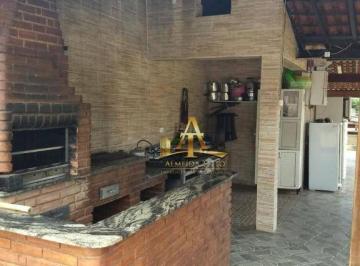 d0728fc5f6179b8e22ba161419a40bd5bcf00d0f · Excelente Casa à Venda com Área de Lazer com Piscina e Churrasqueira - 722 m² de Área de Terreno em