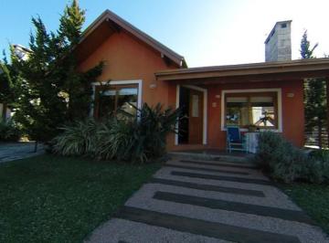 Casa · 160m² · 4 Quartos · 3 Vagas · REFÚGIO DOS SONHOS NA SERRA GAÚCHA CASA COM 3 DORMITÓRIOS EM CONDOMÍNIO ENCANTAD
