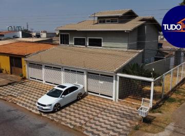 Foto 55 · IMPERDIVEL! LINDO SOBRADO MODERNO, 4 QUARTOS, 2 SUÍTES, PISO EM PORCELANATO, CHURRASQUEIRA, ACEITA F