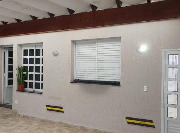 54959689fc2383e4a543558f0550a68cf152b8ff · Casa vende Três dorms(um suíte) 2 vagas paralelas