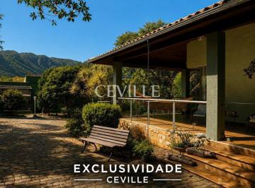 Casa · 500m² · 5 Quartos · 20 Vagas · Casa c/ terreno de 5.000m², piscina, pomar e vista
