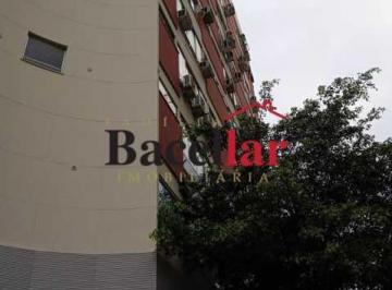 Comercial · 200m² · Andar Tijuca em prédio comercial frente metrô Saens Pena