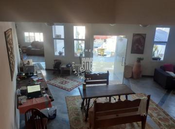 Casa · 520m² · 4 Quartos · 3 Vagas · CASA À VENDA COM 04 DORMITÓRIOS LOCALIZADA NO BAIRRO JARDIM DA SERRA EM JUNDIAÍ-SP.