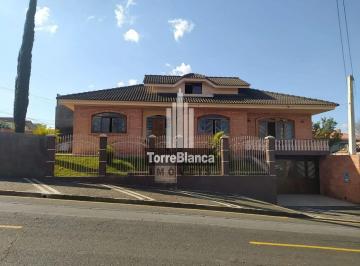 casa-proxima-ao-centro1683730395608vaqll.jpg · Casa à Venda Próxima ao Centro, Esquina com 4 Quartos e 2 Suítes
