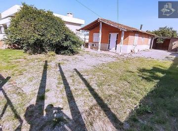 Casa · 465m² · 2 Quartos · 1 Vaga · Casa à venda - no Laranjal