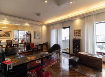 Apartamento · 360m² · 5 Quartos · 4 Vagas · Cobertura de 360m² Localizado No Bairro Aclimação São Paulo - SP 